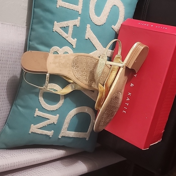 Sandals 👡 - Picture 5 of 6